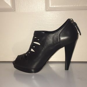 Vintage Rare Calvin Klein Leather Heels